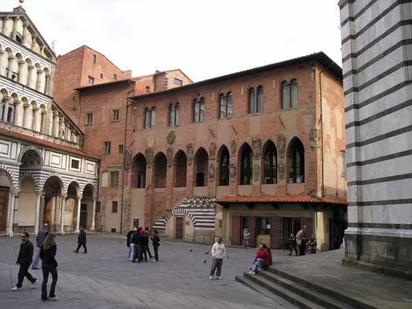 “QUALI POLITICHE PER IL CENTRO STORICO”, LE PROPOSTE DEI RENZIANI “QUALI POLITICHE PER IL CENTRO STORICO”, LE PROPOSTE DEI RENZIANI