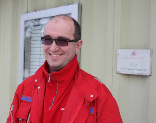 CORSO DI PRIMO SOCCORSO DELLA CRI PIANA PISTOIESE CORSO DI PRIMO SOCCORSO DELLA CRI PIANA PISTOIESE