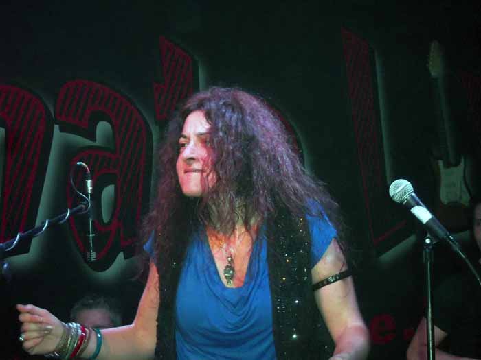 ARIANNA ANTINORI, LA REINCARNAZIONE DI JANIS JOPLIN ARIANNA ANTINORI, LA REINCARNAZIONE DI JANIS JOPLIN