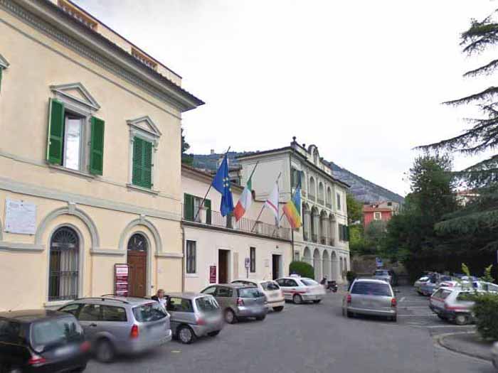 A MONSUMMANO TREDICI LISTE E OTTO CANDIDATI SINDACO A MONSUMMANO TREDICI LISTE E OTTO CANDIDATI SINDACO