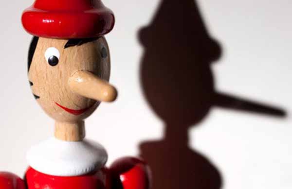 LA “METAMORFOSI” DI PINOCCHIO LA “METAMORFOSI” DI PINOCCHIO