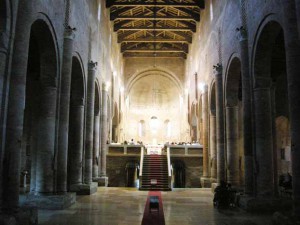 Interno dell’Abbazia di Nonantola