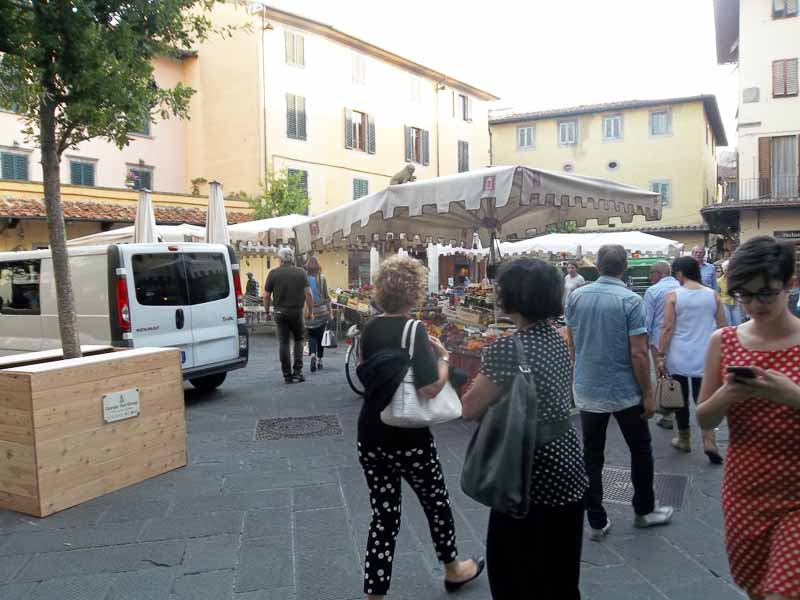 È GIÀ BELLA COSÌ È GIÀ BELLA COSÌ