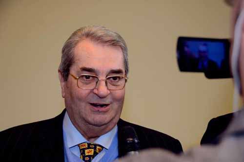 CORDOGLIO DI SINDACO E AMMINISTRAZIONE PER LA SCOMPARSA DI RENZO BARDELLI CORDOGLIO DI SINDACO E AMMINISTRAZIONE PER LA SCOMPARSA DI RENZO BARDELLI