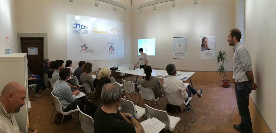 LO YUNUS CENTRE INCONTRA GLI AMMINISTRATORI LO YUNUS CENTRE INCONTRA GLI AMMINISTRATORI