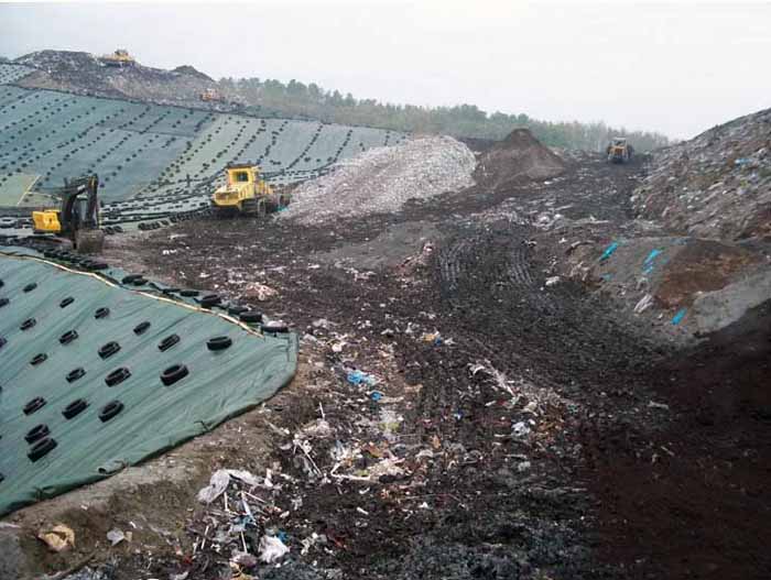 serravalle. “È OPPORTUNO O LECITO CHE LA DISCARICA CONTINUI AD ESSERE IN FUNZIONE?” serravalle. “È OPPORTUNO O LECITO CHE LA DISCARICA CONTINUI AD ESSERE IN FUNZIONE?”