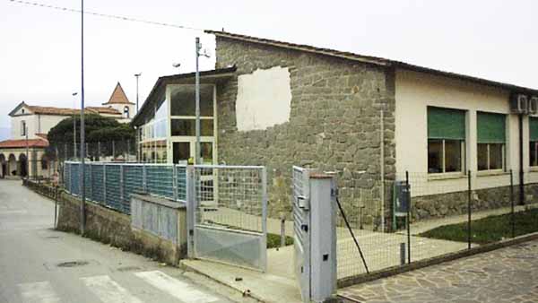 «CANTIERI APERTI»: 195MILA EURO DALLA FONDAZIONE CARIPIT PER LE SCUOLE DI VALENZATICO «CANTIERI APERTI»: 195MILA EURO DALLA FONDAZIONE CARIPIT PER LE SCUOLE DI VALENZATICO