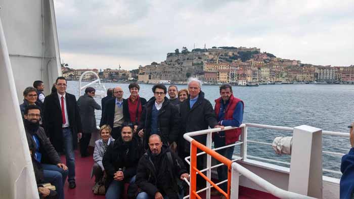 SANITÀ A TUTTO TAGLIO: MA I PICCOLI NON SI ARRENDONO