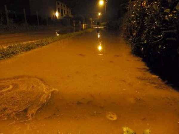 VIA DEL FALCHERO, SEI VOLTE SOTT’ACQUA IN UN ANNO VIA DEL FALCHERO, SEI VOLTE SOTT’ACQUA IN UN ANNO