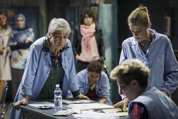 «SETTE MINUTI», PER UNDICI OPERAIE UN’ETERNITÀ «SETTE MINUTI», PER UNDICI OPERAIE UN’ETERNITÀ