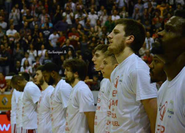 BASKET. TRA BRINDISI E AVELLINO IL PUNTO SULLA TESI GROUP BASKET. TRA BRINDISI E AVELLINO IL PUNTO SULLA TESI GROUP
