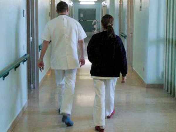 sds valdinievole. INFERMIERI E ASSISTENTI SOCIALI H24 PER TUTTO L’ANNO sds valdinievole. INFERMIERI E ASSISTENTI SOCIALI H24 PER TUTTO L’ANNO
