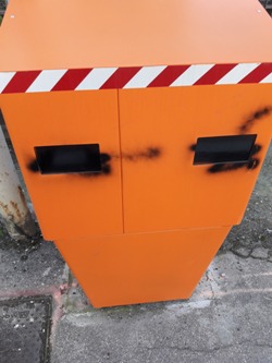 dissuasori di velocità. ANCHE I PISTOIESI FANNO LE “BARRICATE” dissuasori di velocità. ANCHE I PISTOIESI FANNO LE “BARRICATE”