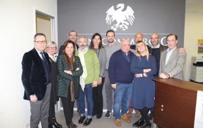 CONSULTA DI PRATO. ECCO IL GRUPPO DIRIGENTE DI CONFCOMMERCIO CONSULTA DI PRATO. ECCO IL GRUPPO DIRIGENTE DI CONFCOMMERCIO