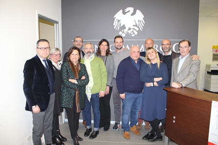 CONSULTA DI PRATO. ECCO IL GRUPPO DIRIGENTE DI CONFCOMMERCIO CONSULTA DI PRATO. ECCO IL GRUPPO DIRIGENTE DI CONFCOMMERCIO
