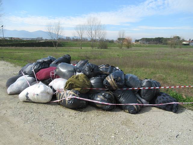quarrata. SCARTI TESSILI NELL’AREA DELLA QUERCIOLA