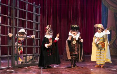 teatro manzoni. “IL GIRELLO”, LA FARSA DEL POTERE teatro manzoni. “IL GIRELLO”, LA FARSA DEL POTERE