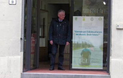 quarrata. PREMIO VIVAIO ETERNOT A MANETTI, LE CONGRATULAZIONI DEL SINDACO quarrata. PREMIO VIVAIO ETERNOT A MANETTI, LE CONGRATULAZIONI DEL SINDACO