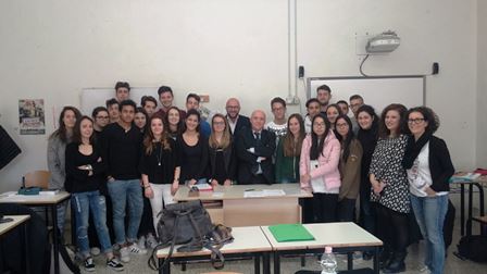 pistoia. GLI STUDENTI DIVENTANO IMPRENDITORI pistoia. GLI STUDENTI DIVENTANO IMPRENDITORI