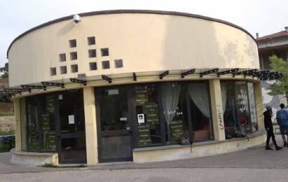 pistoia. L’ABBANDONO DEL CHIOSCO-BAR DI MONTEOLIVETO pistoia. L’ABBANDONO DEL CHIOSCO-BAR DI MONTEOLIVETO