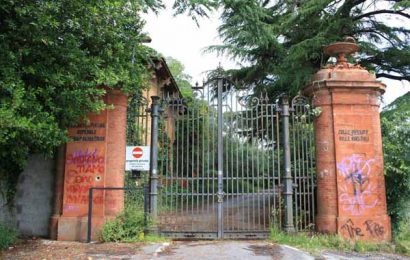 SOPRALLUOGO DI CASAPOUND ALLE VILLE SBERTOLI