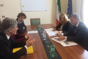 pieve. ROTATORIA AL CASELLO DI MONTECATINI, INCONTRO COL MINISTRO DELRIO