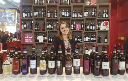vinitaly. OLTRE 8MILA DEGUSTAZIONI ALLO STAND DEL CHIANTI vinitaly. OLTRE 8MILA DEGUSTAZIONI ALLO STAND DEL CHIANTI
