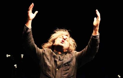 BERGONZONI AL FUNARO RACCONTA DI “CITTÀ E CULTURA” E FILM “URGE” BERGONZONI AL FUNARO RACCONTA DI “CITTÀ E CULTURA” E FILM “URGE”