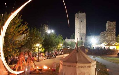 SERRAVALLE, NEL BORGO TORNA IL VII ASSEDIO ALLA ROCCA SERRAVALLE, NEL BORGO TORNA IL VII ASSEDIO ALLA ROCCA