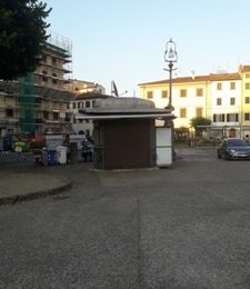 elezioni e degrado. PIAZZA SAN FRANCESCO CARTOLINA-SIMBOLO DELLA CAPITALE DELLA CULTURA