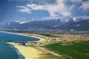 controcultura. CHI HA DETTO CHE LE VACANZE DEVONO ESSERE ESTIVE E CHE LA VERSILIA È BELLA SOLO D’ESTATE? controcultura. CHI HA DETTO CHE LE VACANZE DEVONO ESSERE ESTIVE E CHE LA VERSILIA È BELLA SOLO D’ESTATE?