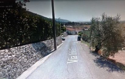 montemurlo. DA LUNEDÌ RESTA CHIUSA VIA BADIOLI PER UN LAVORO SU UN MURO montemurlo. DA LUNEDÌ RESTA CHIUSA VIA BADIOLI PER UN LAVORO SU UN MURO