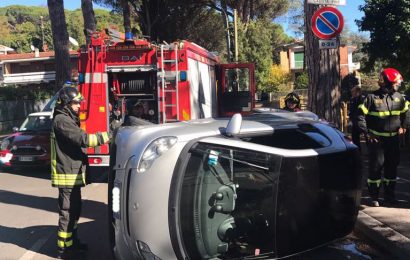 vigili del fuoco. INCIDENTE STRADALE A MONTECATINI