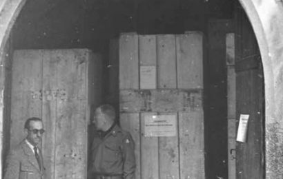 “TESORI IN GUERRA”, IL LIBRO IN PALAZZO COMUNALE “TESORI IN GUERRA”, IL LIBRO IN PALAZZO COMUNALE
