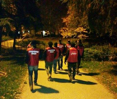 casapound. PASSEGGIATE SERALI ANTI–SPACCIO NEI PARCHI PUBBLICI casapound. PASSEGGIATE SERALI ANTI–SPACCIO NEI PARCHI PUBBLICI