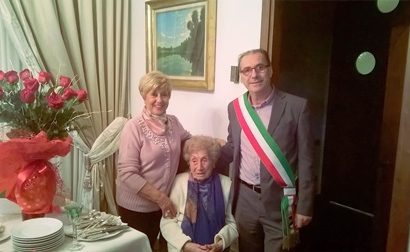 quarrata. GLI AUGURI SPECIALI A DINA GORI PER I SUOI 100 ANNI DI VITA