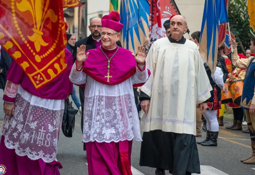 pescia. MONSIGNOR TARDELLI IN VISITA ALL’OSPEDALE S.S. COSMA E DAMIANO pescia. MONSIGNOR TARDELLI IN VISITA ALL’OSPEDALE S.S. COSMA E DAMIANO