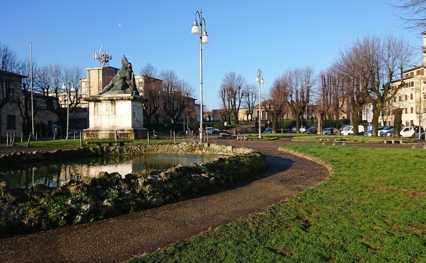 RIQUALIFICAZIONE DI PIAZZA SAN FRANCESCO E DEL PARTERRE: AL VIA I LAVORI DI SOSTITUZIONE DELLE ALBERATURE RIQUALIFICAZIONE DI PIAZZA SAN FRANCESCO E DEL PARTERRE: AL VIA I LAVORI DI SOSTITUZIONE DELLE ALBERATURE
