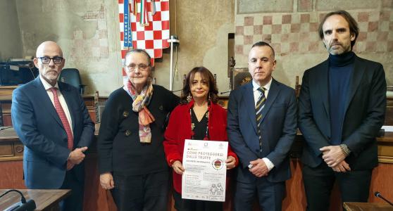TRUFFE AGLI ANZIANI: SEI INCONTRI INFORMATIVI PER PREVENIRLE TRUFFE AGLI ANZIANI: SEI INCONTRI INFORMATIVI PER PREVENIRLE