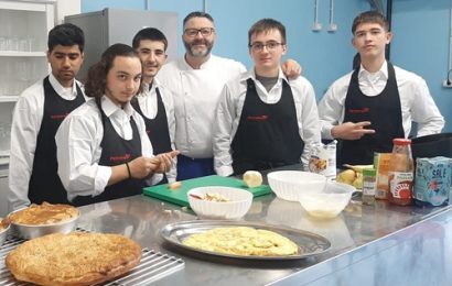 A PESCIA TERZA EDIZIONE DI SABAR: ENTRARE NEL MONDO DEL FOOD IN MANIERA GRATUITA E ALTERNATIVA ALLA SCUOLA SUPERIORE TRADIZIONALE A PESCIA TERZA EDIZIONE DI SABAR: ENTRARE NEL MONDO DEL FOOD IN MANIERA GRATUITA E ALTERNATIVA ALLA SCUOLA SUPERIORE TRADIZIONALE