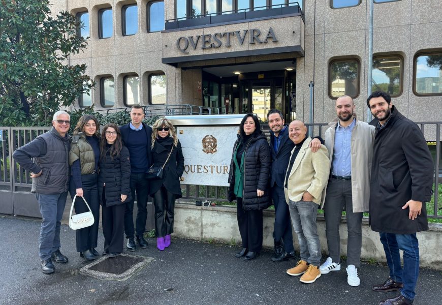 FDI PRATO, SOLIDARIETÀ A FORZE DELL’ORDINE. SI PRATICHI CULTURA DEL RISPETTO FDI PRATO, SOLIDARIETÀ A FORZE DELL’ORDINE. SI PRATICHI CULTURA DEL RISPETTO
