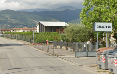 AL VIA LUNEDÌ LA SISTEMAZIONE E L’ASFALTATURA DELLA STRADA DI ACCESSO AL CIMITERO DI VIA DI CHIAZZANO AL VIA LUNEDÌ LA SISTEMAZIONE E L’ASFALTATURA DELLA STRADA DI ACCESSO AL CIMITERO DI VIA DI CHIAZZANO