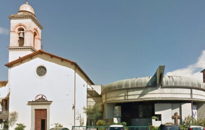 IL VESCOVO MASCAGNA IN VISITA A VICOFARO: PRIMO INCONTRO CON LA COMUNITÀ