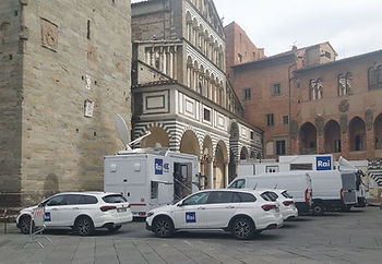 pistoia. RAI 1 DALLA CATTEDRALE DI SAN ZENO. MESSA IN DIRETTA IN TUTTA ITALIA pistoia. RAI 1 DALLA CATTEDRALE DI SAN ZENO. MESSA IN DIRETTA IN TUTTA ITALIA