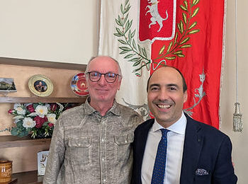 montemurlo. DOPO 42 ANNI DI SERVIZIO IL COMMISSARIO CAPO DELLA POLIZIA LOCALE STEFANO GROSSI VA IN PENSIONE montemurlo. DOPO 42 ANNI DI SERVIZIO IL COMMISSARIO CAPO DELLA POLIZIA LOCALE STEFANO GROSSI VA IN PENSIONE