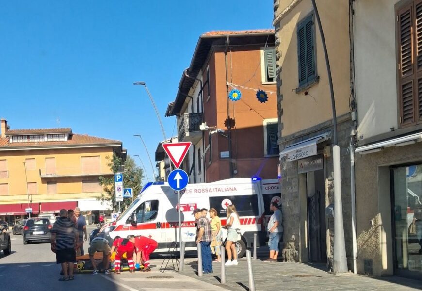 quarrata. MALORE AL MERCATO: DONNA SOCCORSA IN PIAZZA RISORGIMENTO TRA TRAFFICO E SOLIDARIETÀ