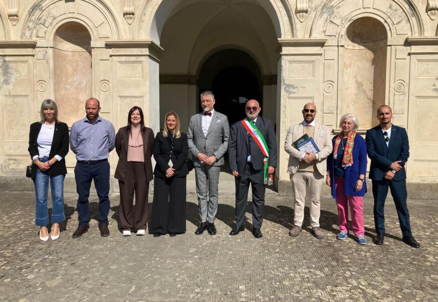 poggio. ALTRO CHE RILANCIO: I NUMERI SMENTISCONO GLI ANNUNCI poggio. ALTRO CHE RILANCIO: I NUMERI SMENTISCONO GLI ANNUNCI