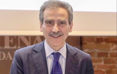 risiko bancario. LOVAGLIO, IL LUCANO DI FERRO, RESISTERÀ A INTESA? risiko bancario. LOVAGLIO, IL LUCANO DI FERRO, RESISTERÀ A INTESA?