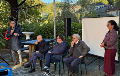 SAMBUCA PISTOIESE, 1503 GIORNI SENZA MEDICO DI FAMIGLIA: CITTADINI, ISTITUZIONI E SINDACATI IN PIAZZA PER IL DIRITTO ALLA SALUTE SAMBUCA PISTOIESE, 1503 GIORNI SENZA MEDICO DI FAMIGLIA: CITTADINI, ISTITUZIONI E SINDACATI IN PIAZZA PER IL DIRITTO ALLA SALUTE