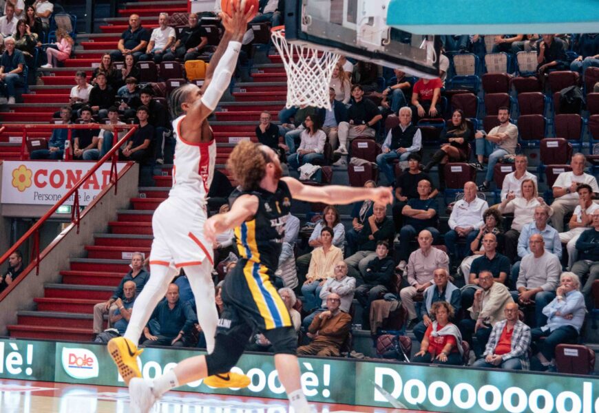 LA LUMOS PISTOIA RITROVA IL SORRISO: VIGEVANO KO AL PALACARRARA, FINISCE 89-70 LA LUMOS PISTOIA RITROVA IL SORRISO: VIGEVANO KO AL PALACARRARA, FINISCE 89-70